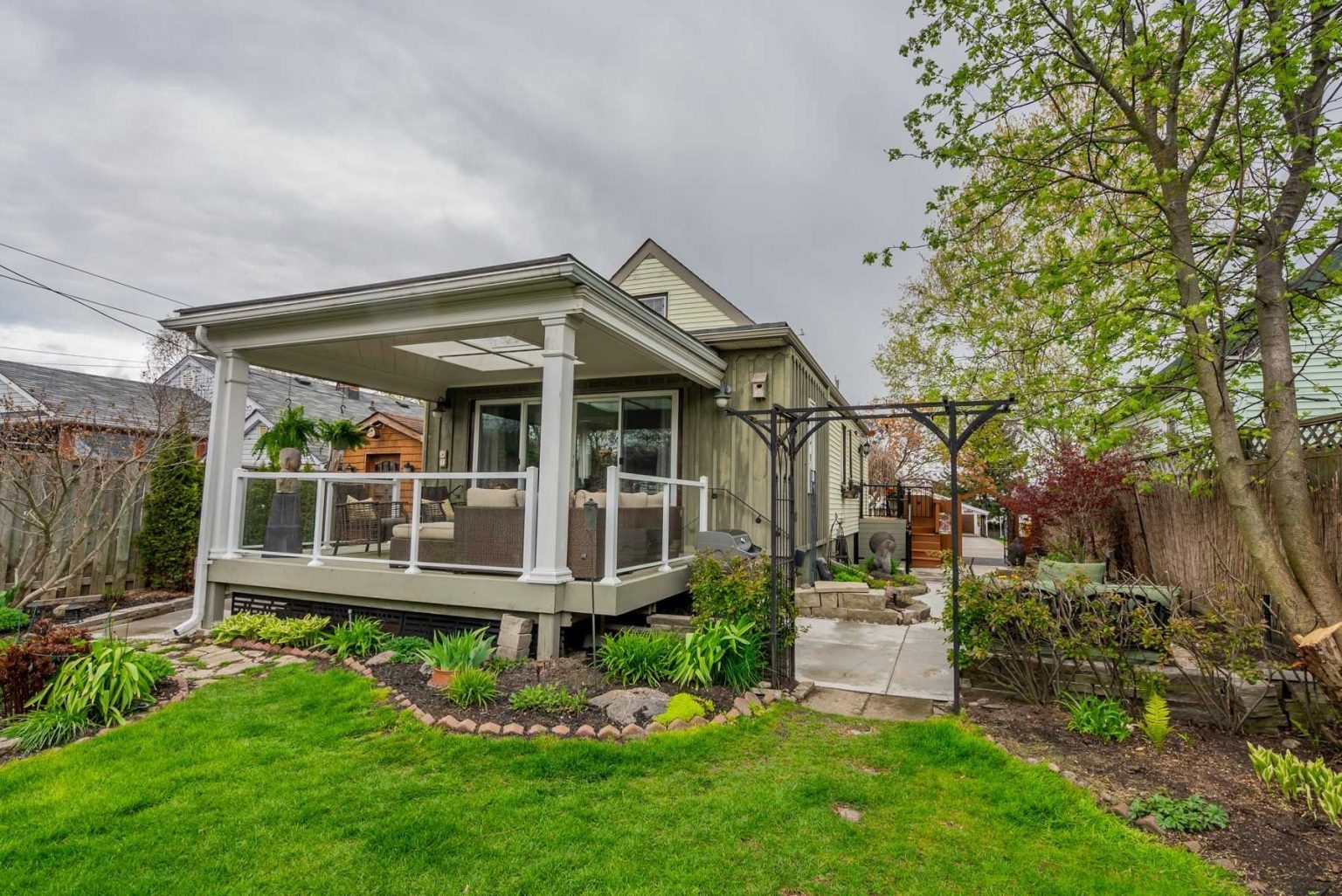 266 Gibbons St. Oshawa SOLD OVER ASKING The Corinne & Michael Team